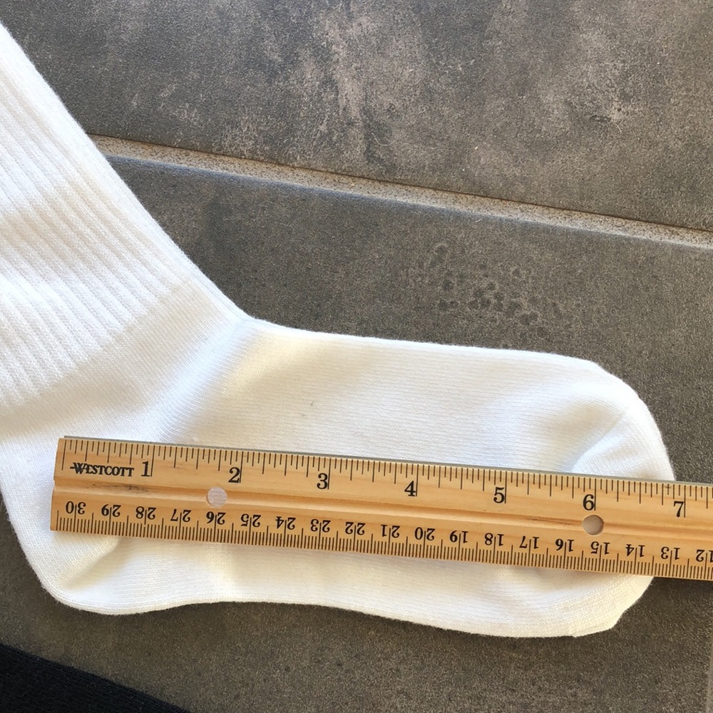 PINK women’s crew sox - Picture 4 of 8